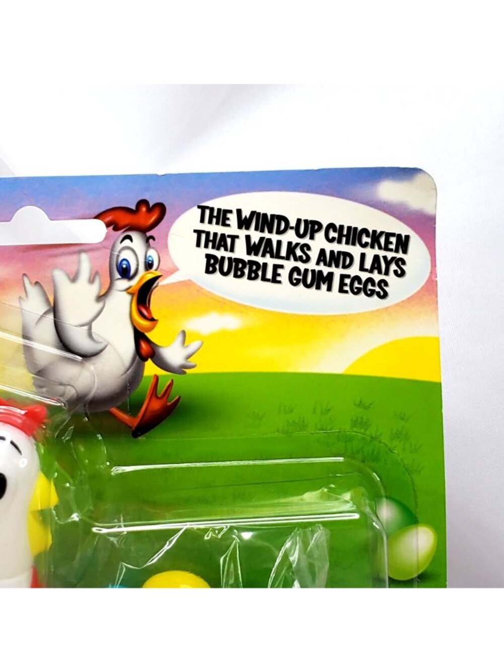 Hubba Bubba Cluckers Wind Up Chicken Bubble Gum Dispenser - Picture 2 of 8